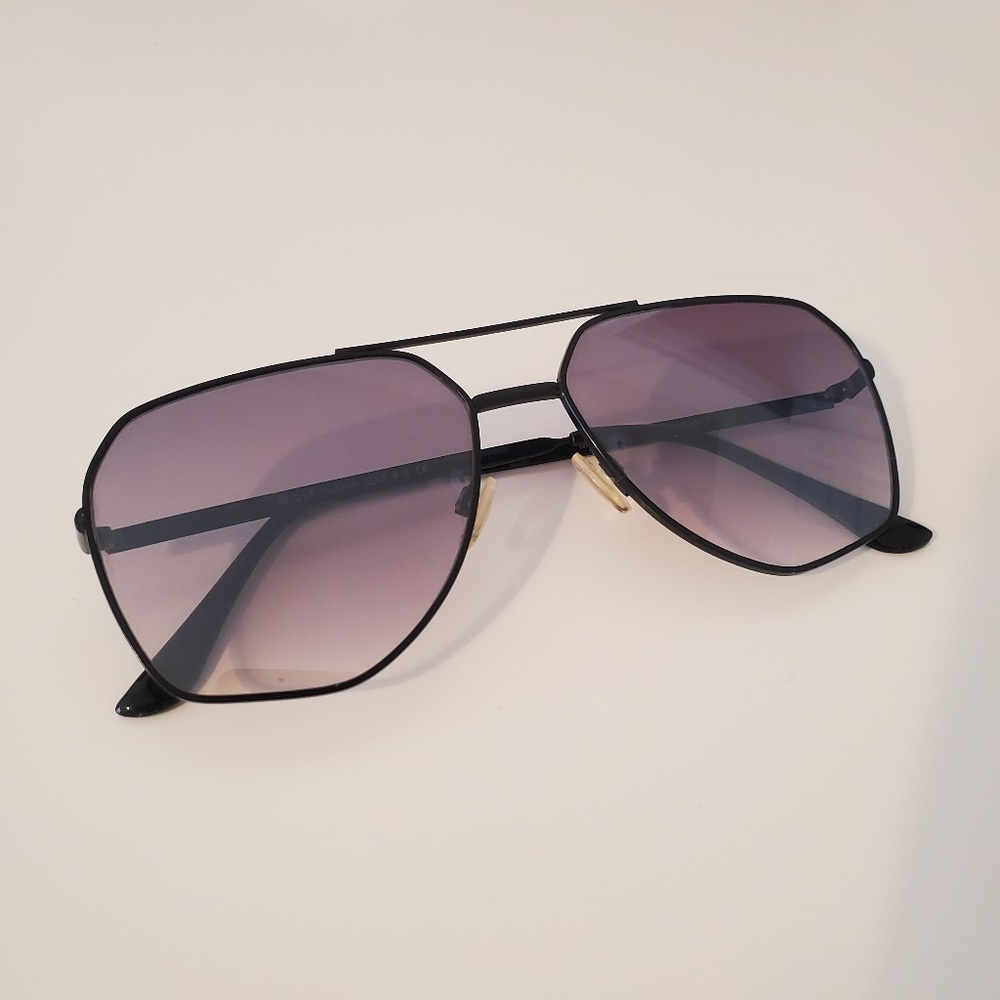Forever 21 Modern Geometric Purple Ombre Black Wire Frame Aviator Sunglasses